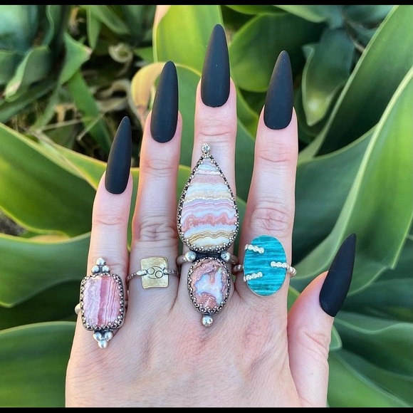 Artisan handmade Opal and agate ring - Picture 3 of 3